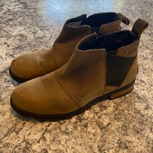 Sorel Emilie Chelsea Boots